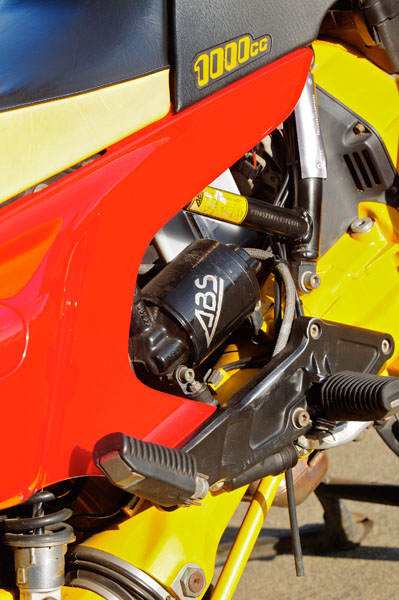 BMW K1